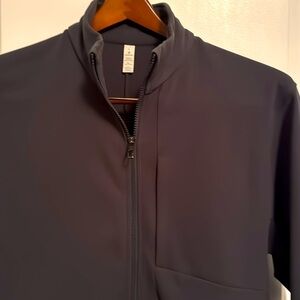 Lululemon Men's Sojourn Jacket - Charcoal Grey - Size Large - Excellent!